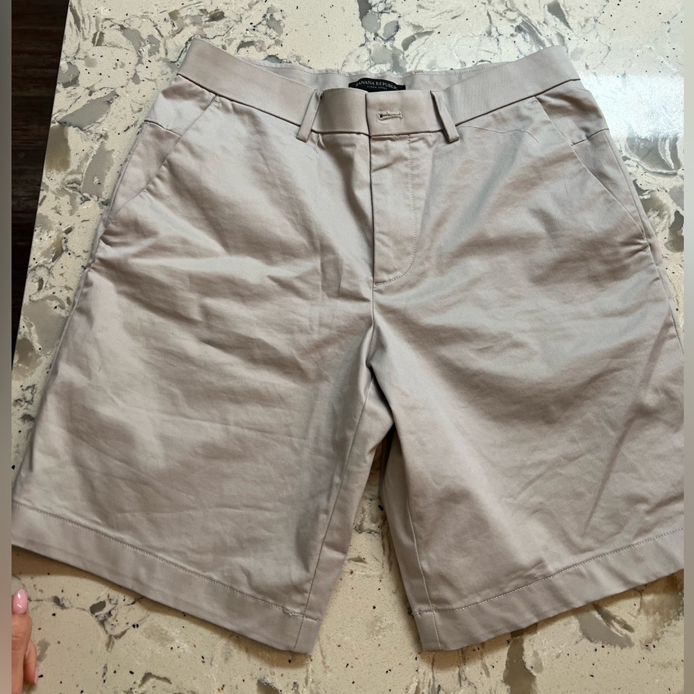 Banana Republic Aiden Short